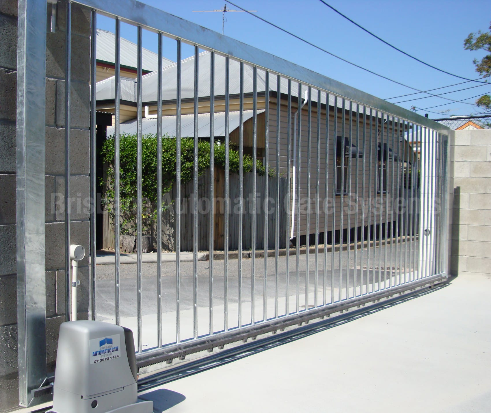 5 benefits of automated gates for commercial properties Commercial Gate Systems